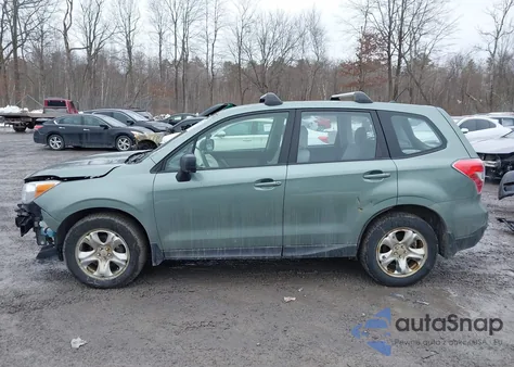 2015 Subaru Forester 2.5I z USA, uszkodzony, nr VIN JF2SJAAC5FH593127